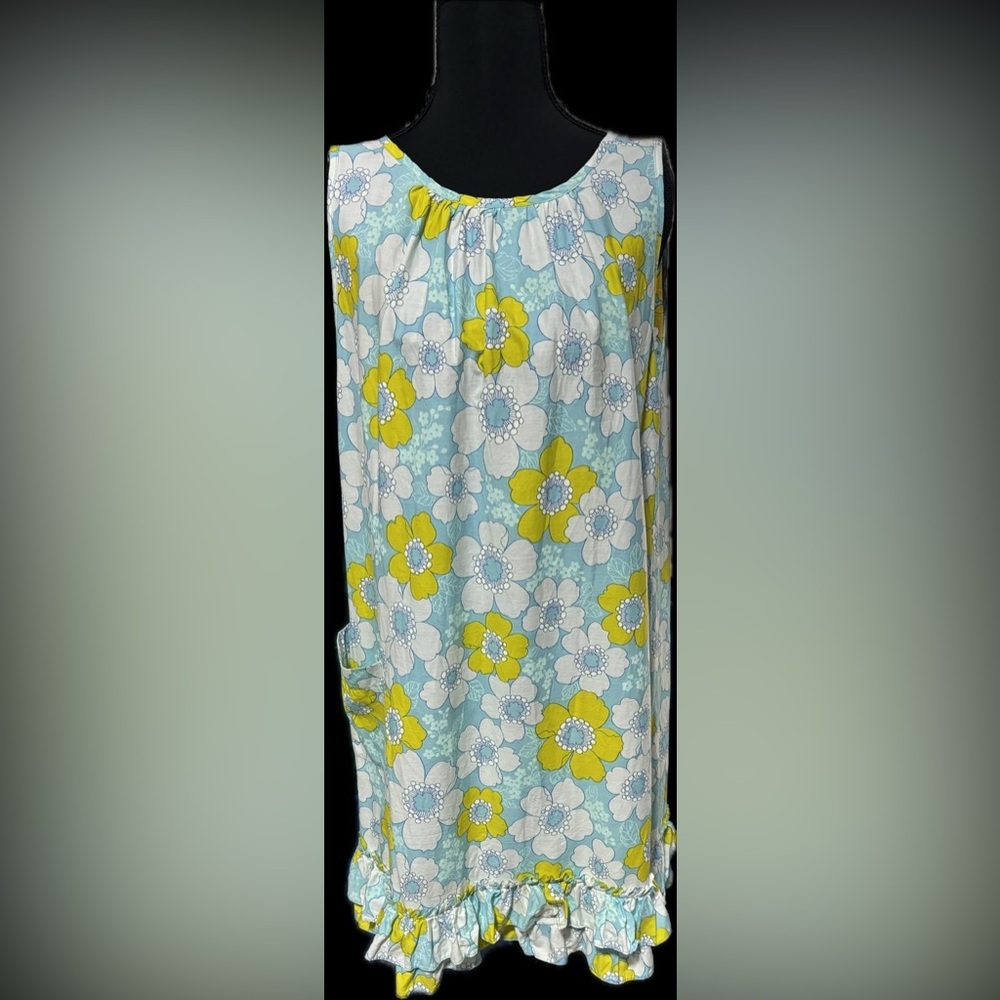 Vintage 60’s/70’s Floral Muumuu
